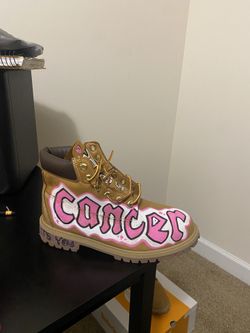 I CUSTOMIZE SHOES *SERIOUS INQUIRIES DM ME*