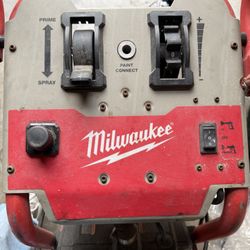 Milwaukee Paint Spray