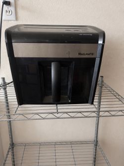 Staples multi purpose shredder