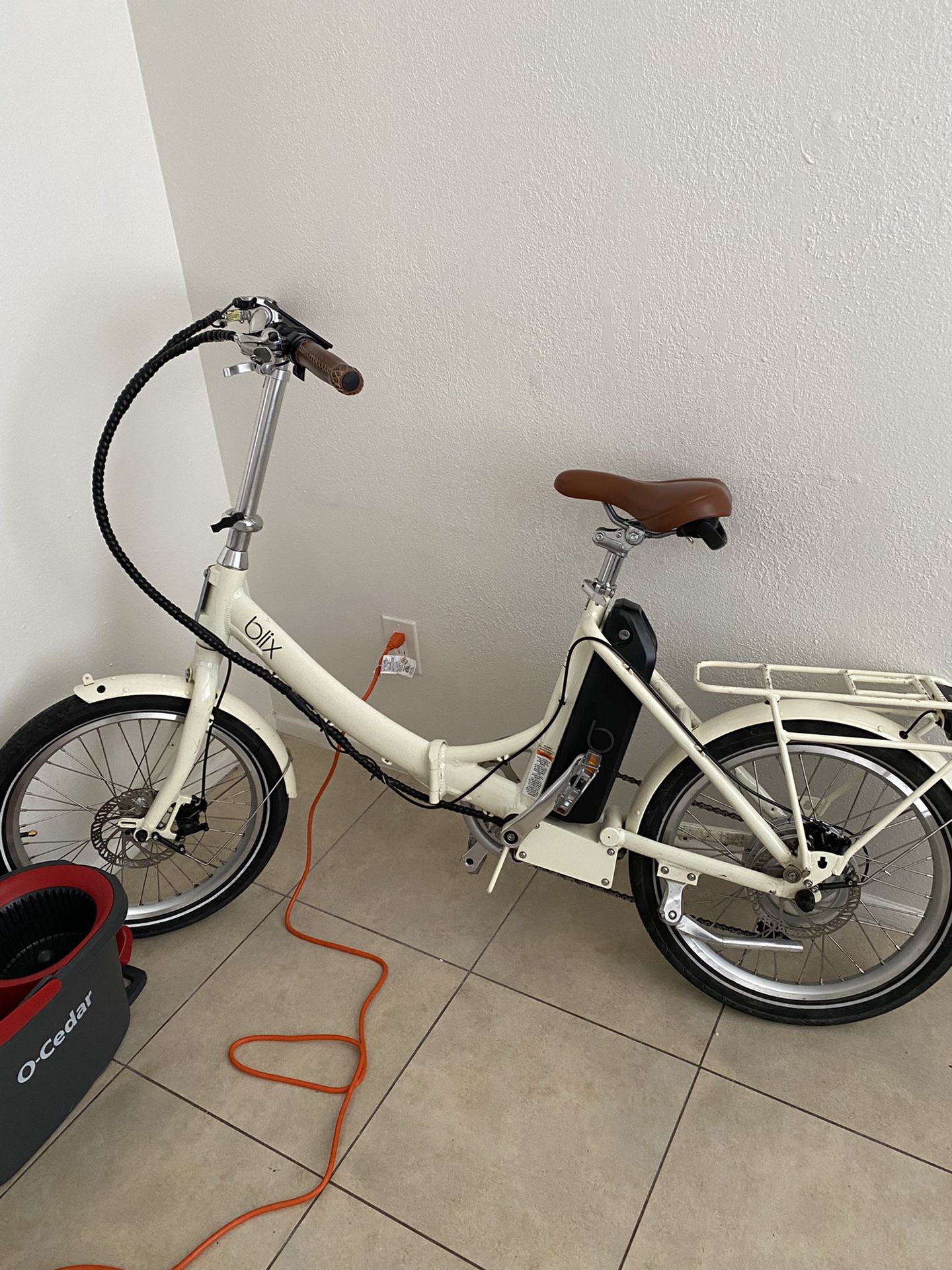 Blix Vika+ Electric Folding Bike
