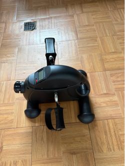 Mini pedal exercise machine