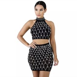 New woman two piece skirt set available in all sizes