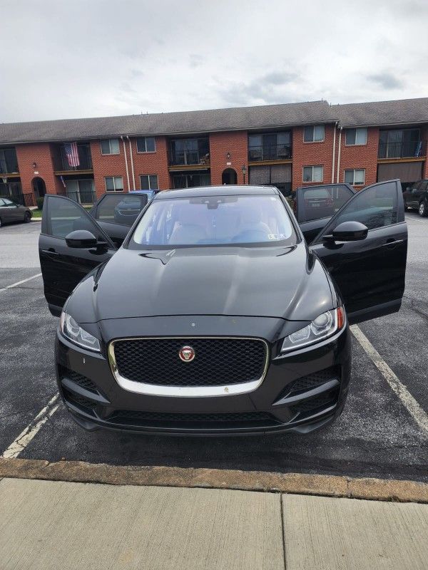 2018 Jaguar F-Pace
