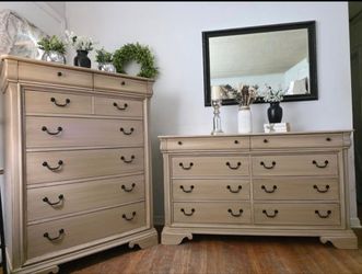 Driftwood Finish Dresser Set