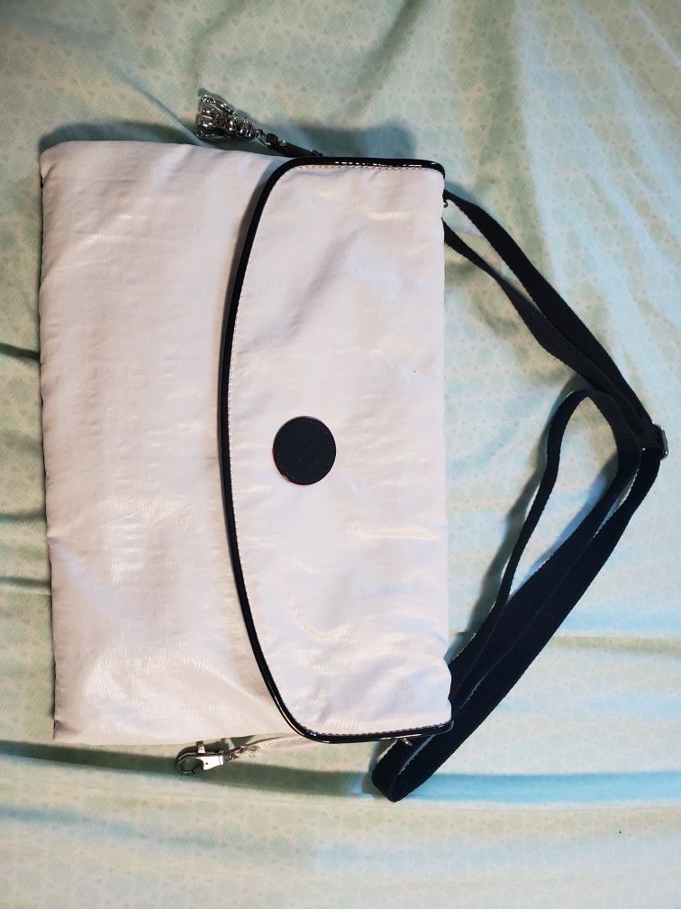 Kipling Messager Bag