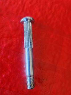 Wheel stud