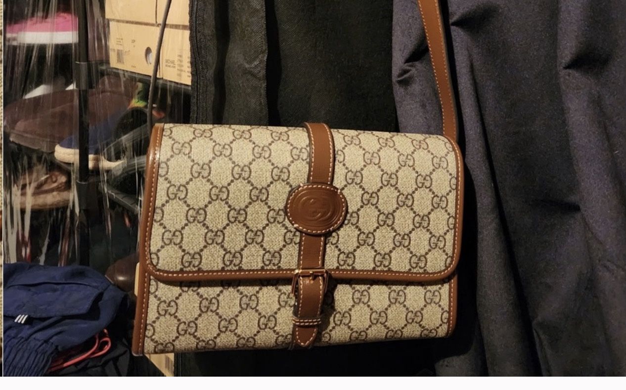 ****non Negotiable Price******Gucci GG Tan Jacquard messenger bag
