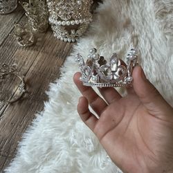 silver crowns