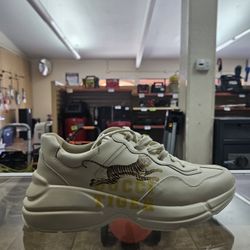 Gucci Shoes 