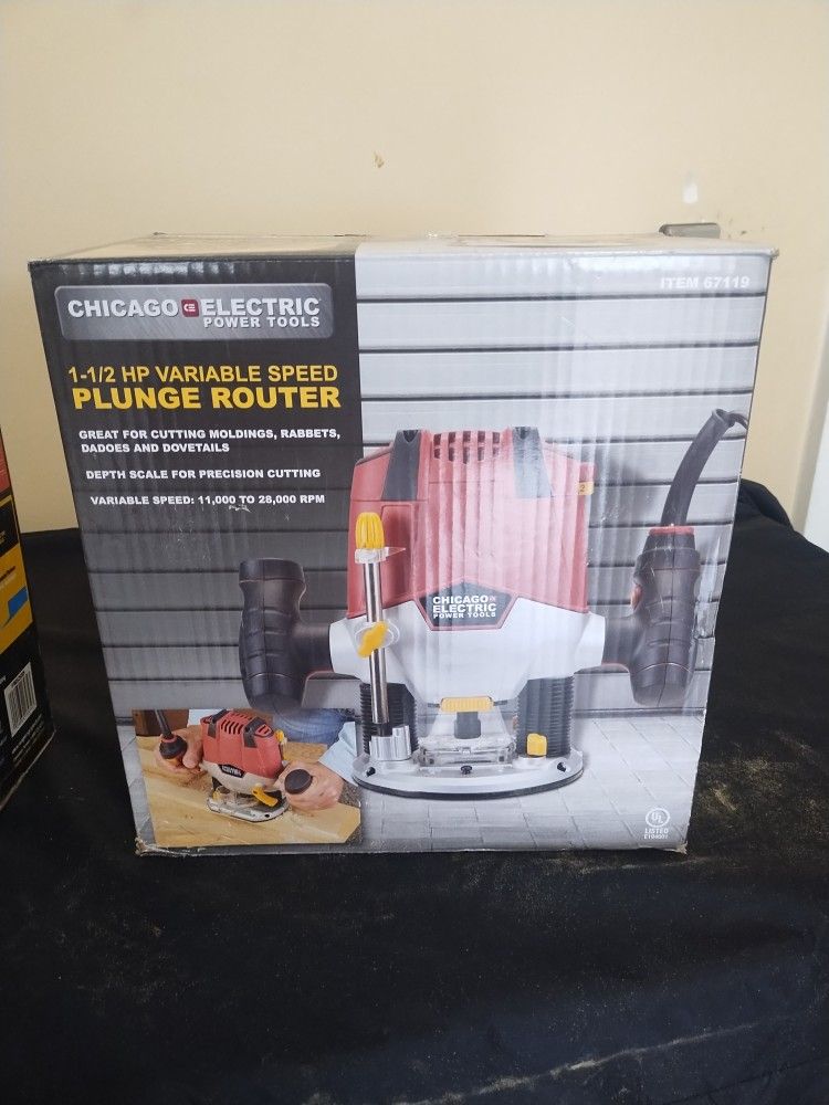 Plunge Router