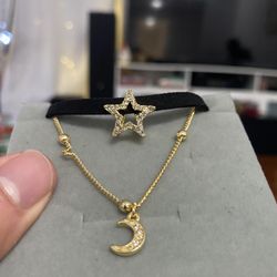Joli moon choker necklaces