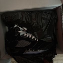 Jordan 5 metallic size 11