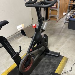 Peloton Bike