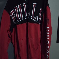 Bulls Sweater