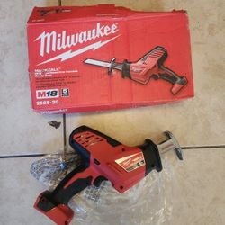Milwaukee
M18 18V Lithium-Ion Cordless HACKZALL Reciprocating Saw (Tool-Only)