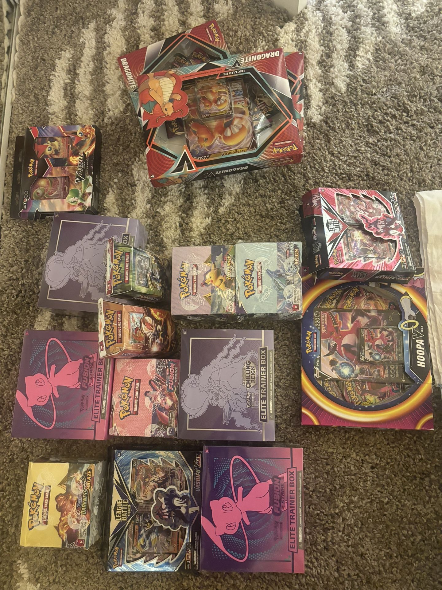 Pokémon Lot NOT FREE