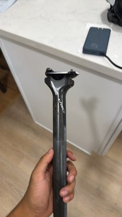 Fsa carbon seatpost