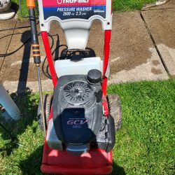 Troy built gas power washer