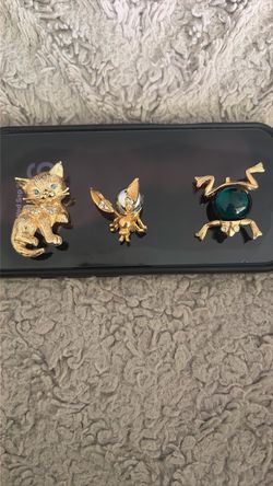 Vintage Brooch