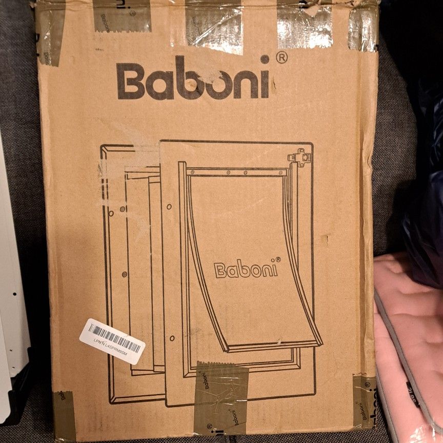 Baboni 3-Flap Pet Door For Wall, Steel Frame & Telescoping Tunnel  [Medium] 