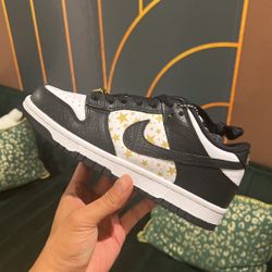 NIKE SB DUNK LOW SZ 5 SUPREME