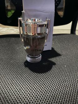 Invictus cologne