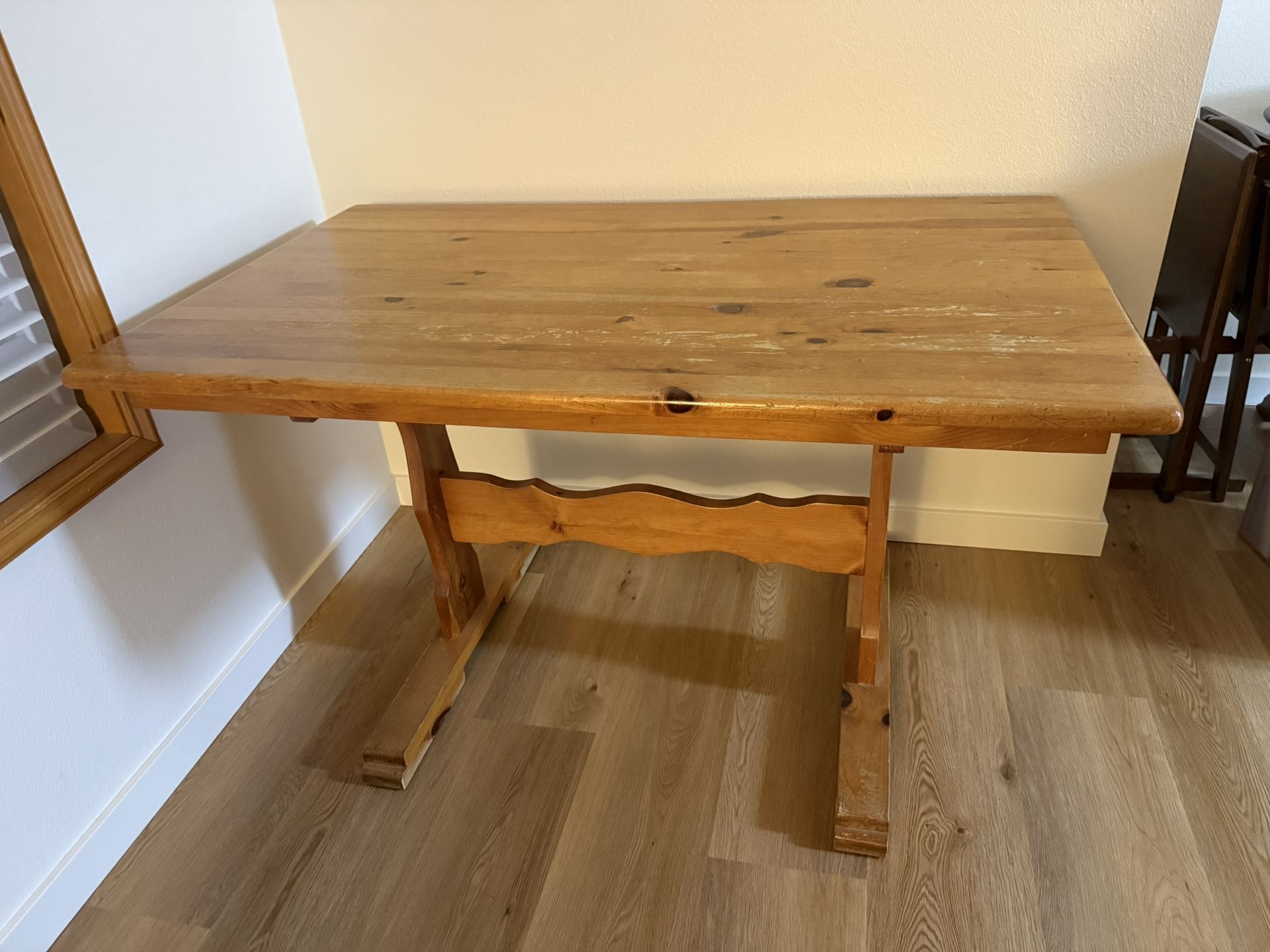 Pine Kitchen Table