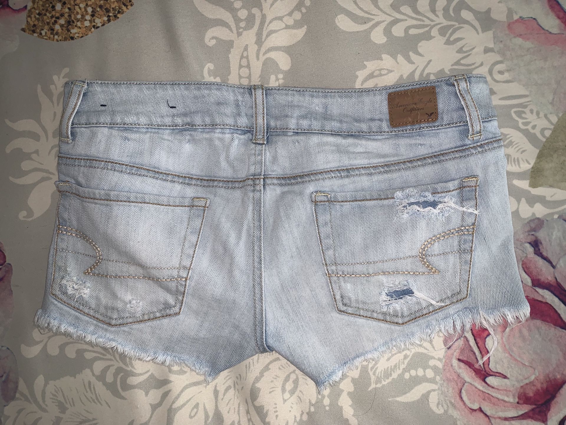American Eagle Ripped Shorts for Sale in Fort Lauderdale, FL - OfferUp