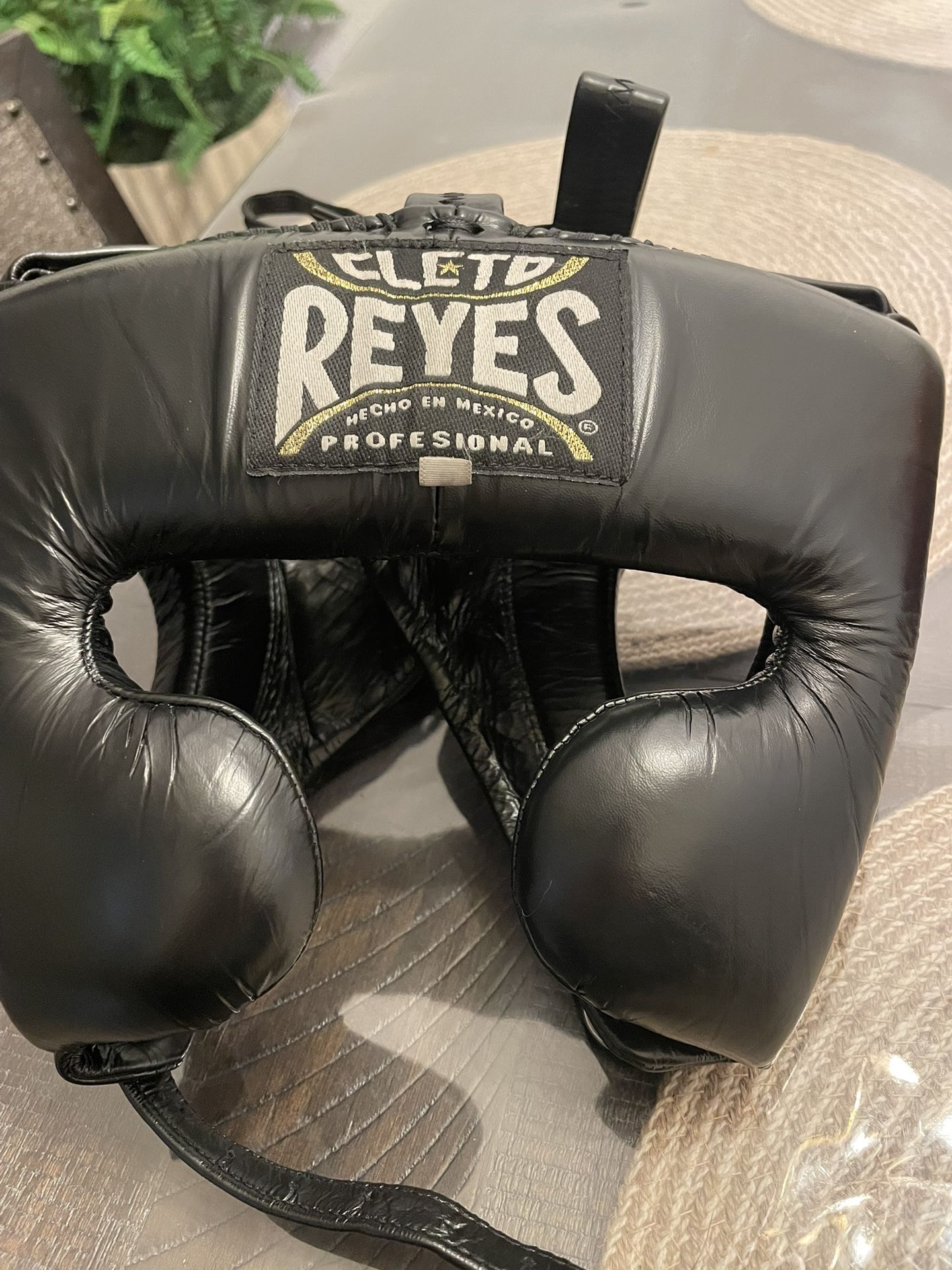 Cleto Reyes Headgear
