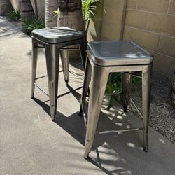Steel Barstools that Swivel. 