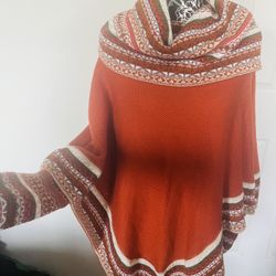 Bolivian Poncho With Sleeves. Poncho Boliviano Con Mangas. Alpaca Wool  (Lana De Alpaca) New Without Tags. Comes from a smoke free environment. 