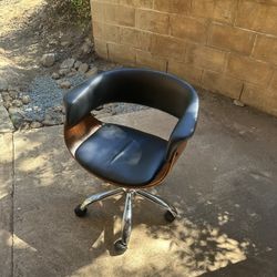 Comfortable Office Chair 