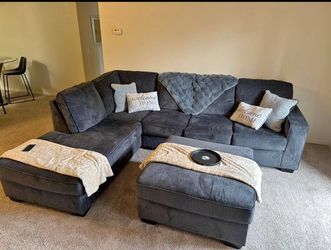 Sectional couch
