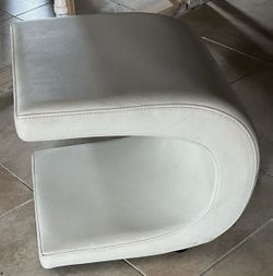  SIDE TABLE  16” x 20” x 17” 