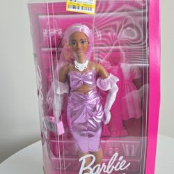 Barbie Doll  Deluxe Style New
