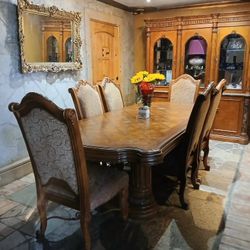 Michael Amini Monte Carlo  Dining Set