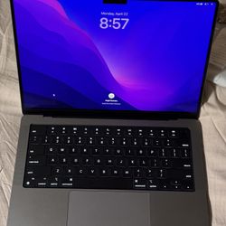 MacBook Pro M2 (14 Inch) 