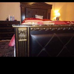 Queen Bed Set With Mattress And Dresser Like New 