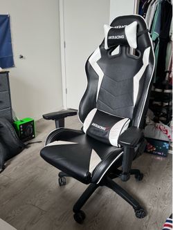 AKRacing Gaming Chair – Excellent Condition – Black/White