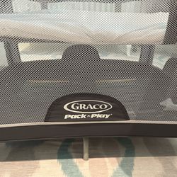 Graco Pack ‘n Play Quick Connect Playard