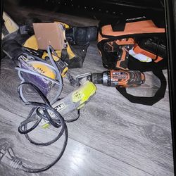 Sanding machine corded dealt square