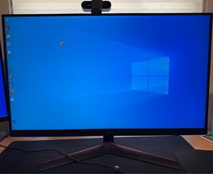 LG UltraGear 32 inch gaming monitor
