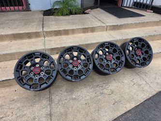 18" TOYOTA TUNDRA BBS OEM rims