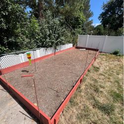  Free plant-ready garden bed dirt