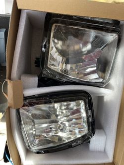 ‘13 Ram 1500 Fog Lights