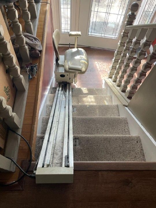 Stair Chair Lift. for Sale in Dyer, IN OfferUp