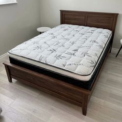 Queen size pillow top bamboo brand mattress new