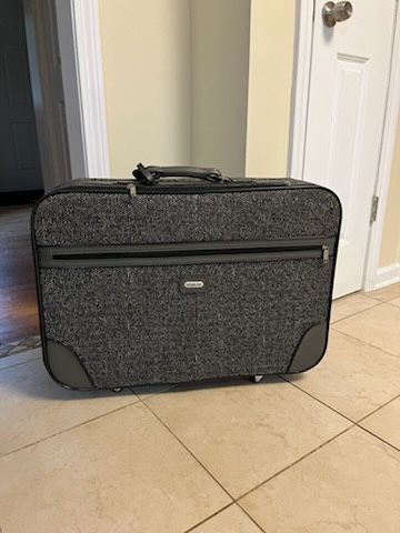 leisure suitcase