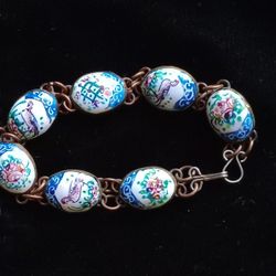 Story Book Bracelet 