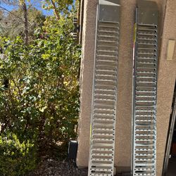 Moped scooter- ladder included